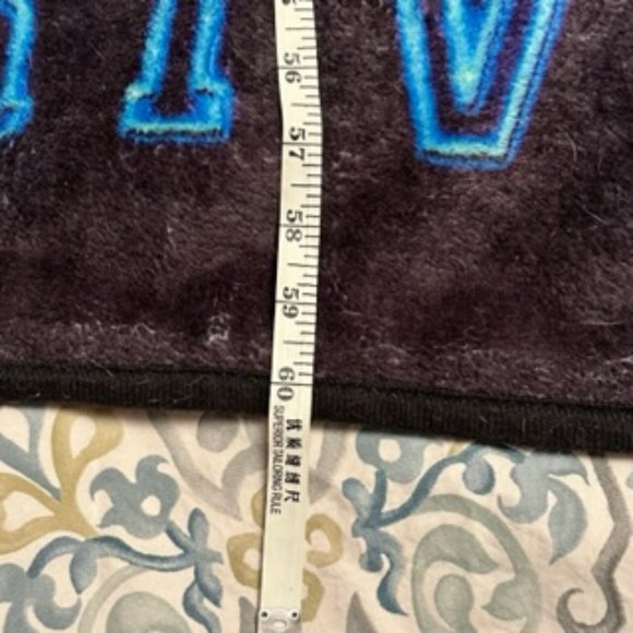 Riverdale Blanket with Cole Sprouse as Jughead Jones - Picture 8 of 8